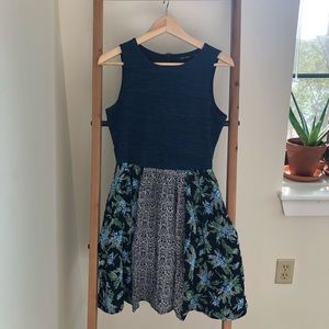 Doe and Roe dress Small EUC